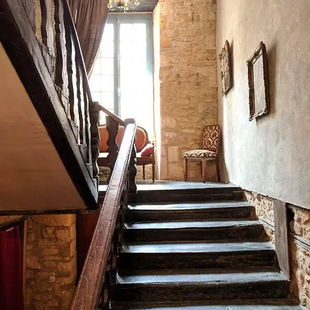 Centrally Located Sarlat Apartment With Medieval Town Views Extérieur photo