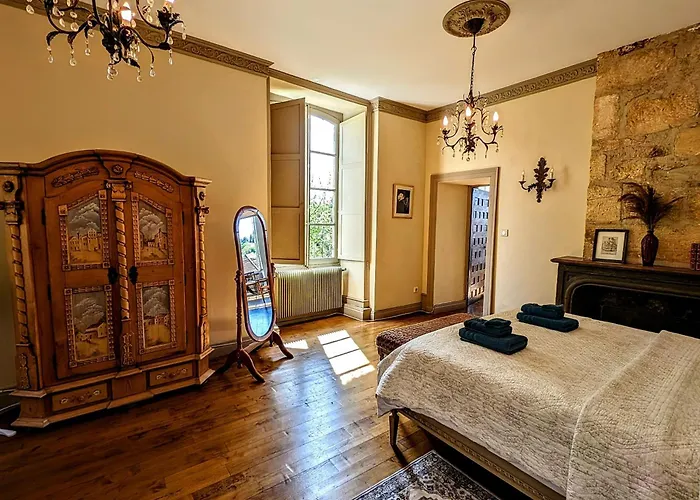 Lanterne View Apartment